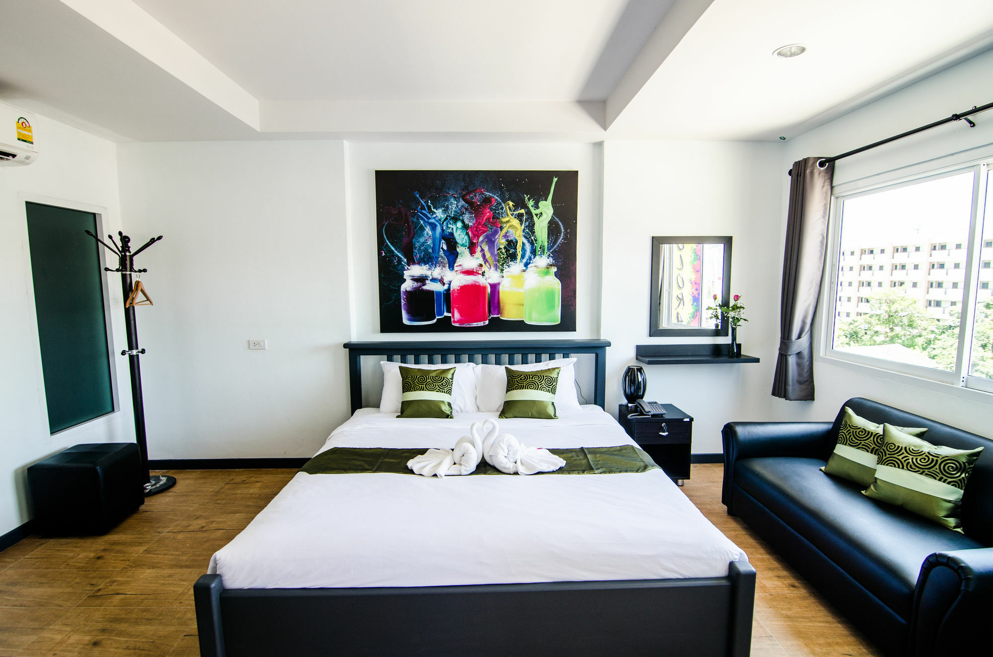 Colora Hotel Patong Phuket المظهر الخارجي الصورة
