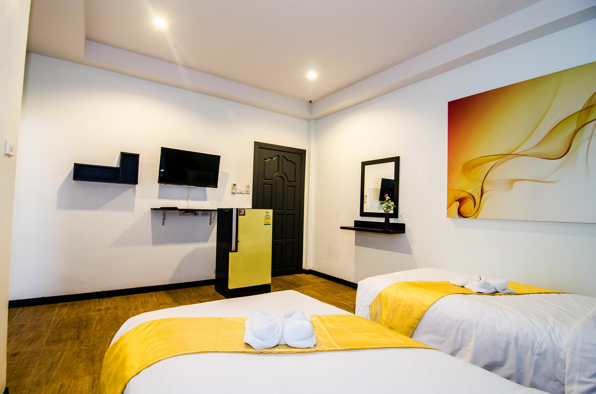 Colora Hotel Patong Phuket المظهر الخارجي الصورة