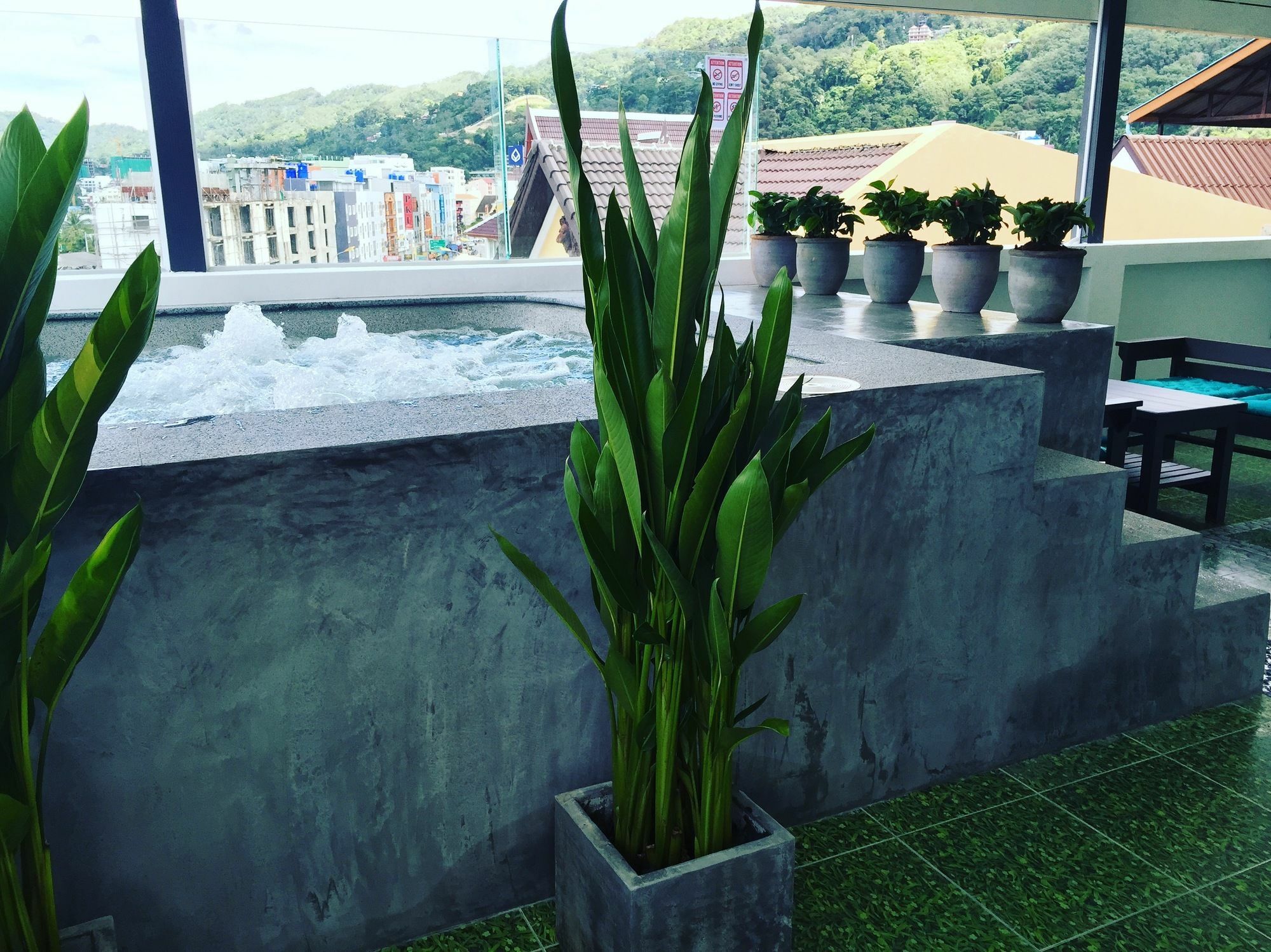 Colora Hotel Patong Phuket المظهر الخارجي الصورة